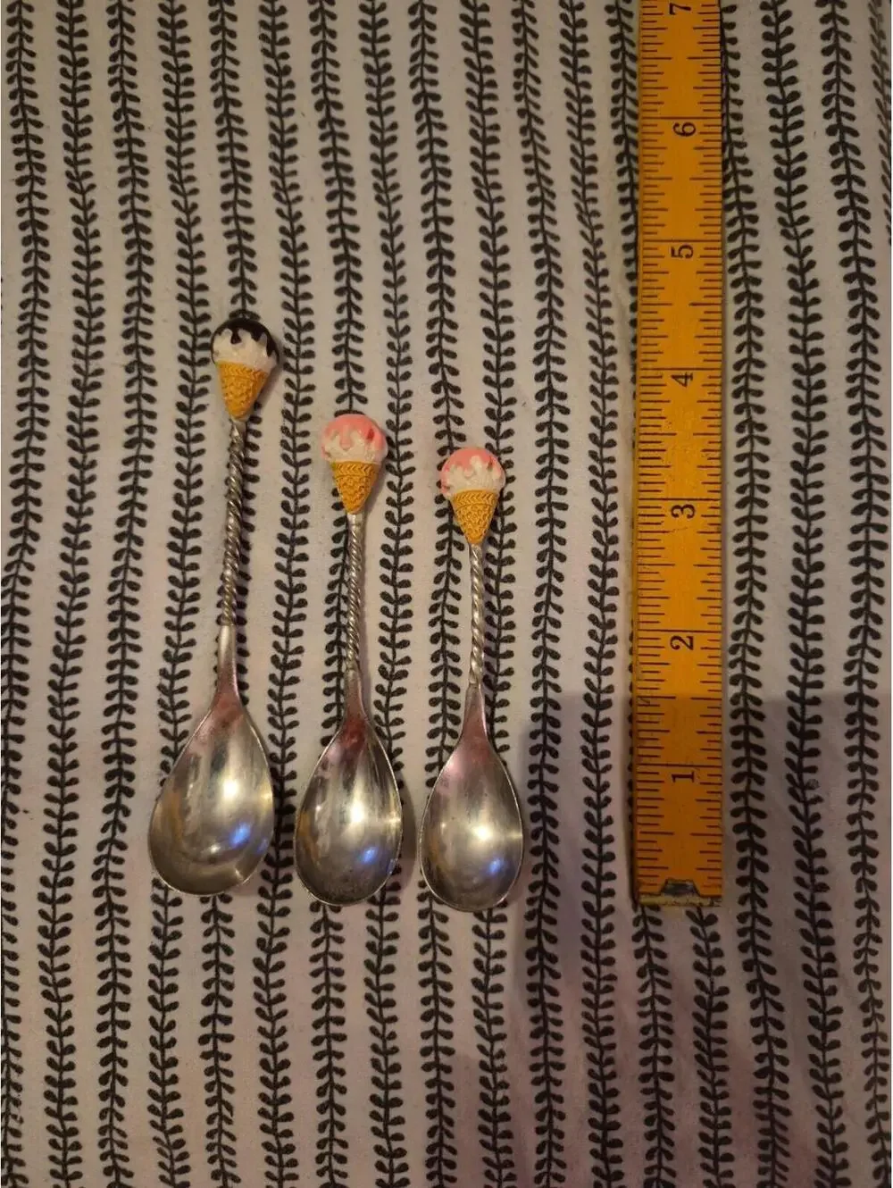 Vintage GTS & Co Silver Spoon Twisted Handle Ice Cream Cone Spoon 3.5